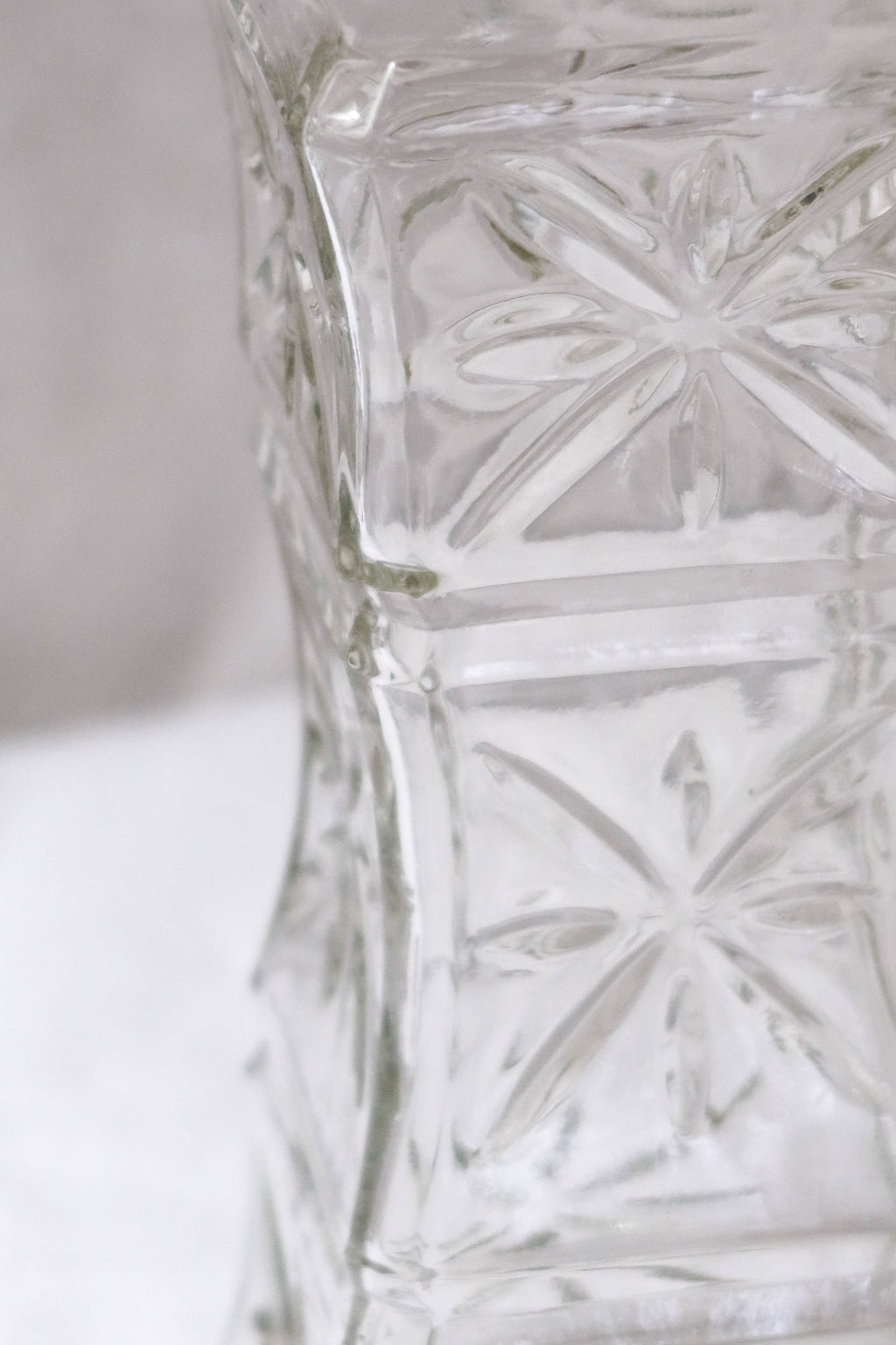 Heirloom Starburst Decanter