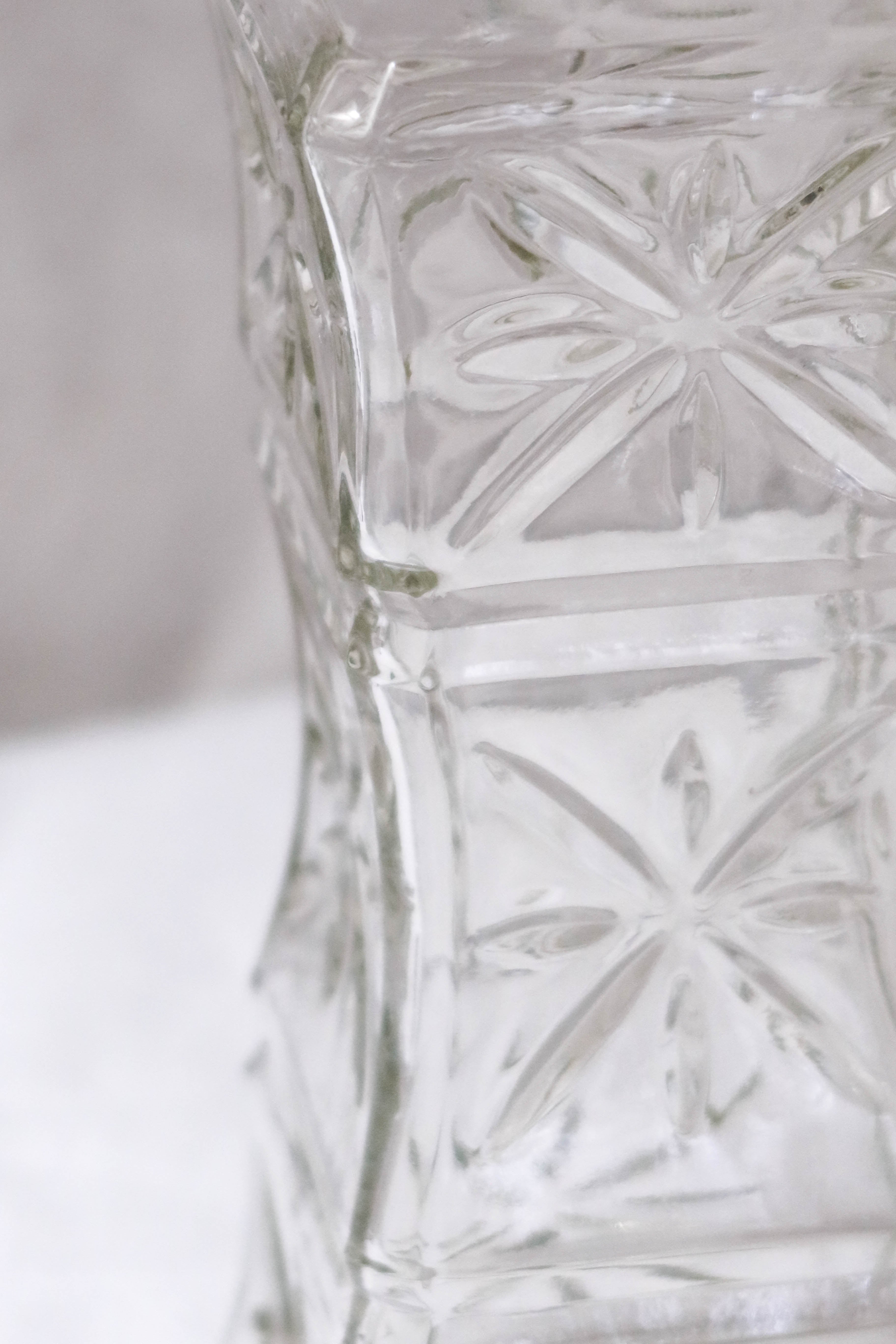 Heirloom Starburst Decanter
