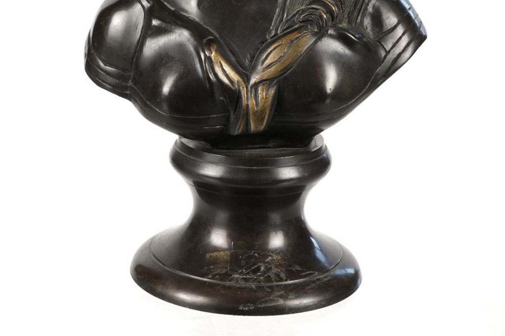 Parisian Early Antique Bronze Sculpture
