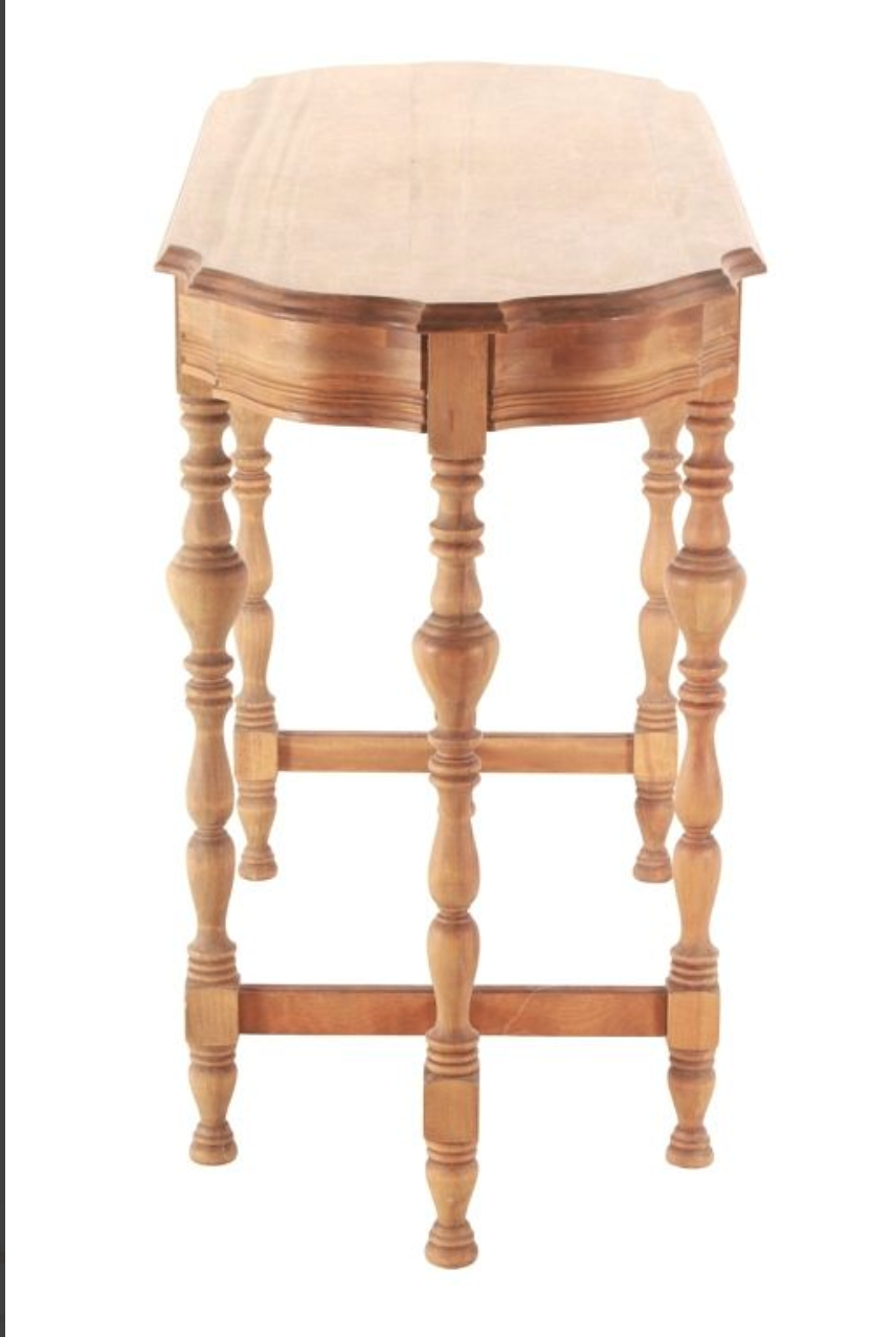 Heirloom Mae Console